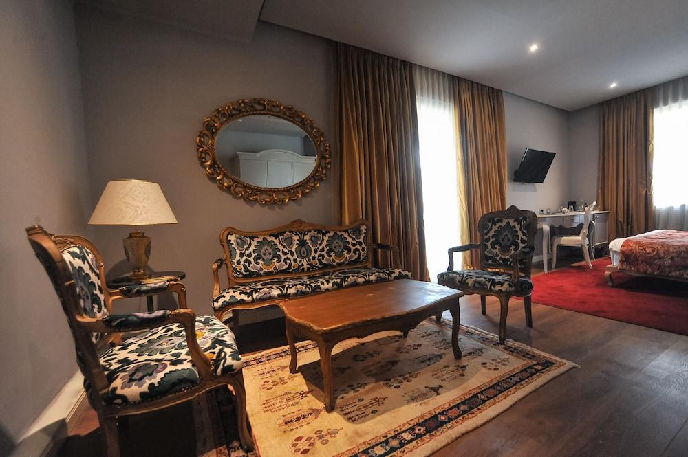 Classic Hotel Tirana Exterior foto
